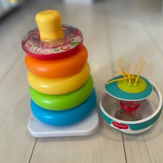 フィッシャープライス(Fisher-Price)のゆらりんタワー+ボールセット(知育玩具)