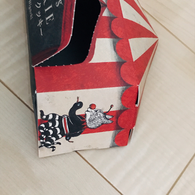 ギュスターヴくん  七福神タオルハンカチ セット ヒグチユウコ レディースのファッション小物(ハンカチ)の商品写真