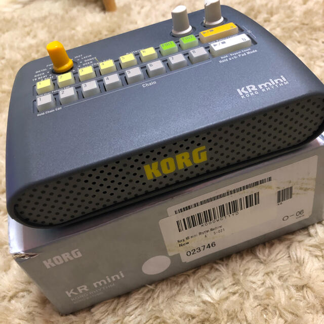 KORG(コルグ)のセット KORG KR mini リズムマシン PS-1 フットスイッチ 楽器のDTM/DAW(音源モジュール)の商品写真