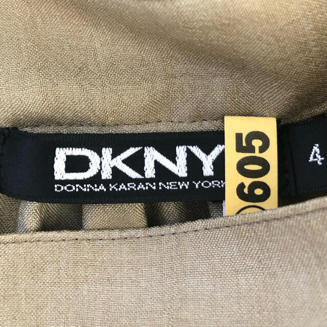 DKNY(ダナキャランニューヨーク)のダナキャランニューヨークのチュニックブラウス　美品 レディースのトップス(チュニック)の商品写真