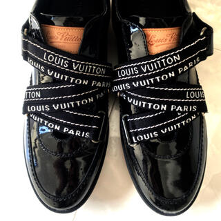 ルイヴィトン(LOUIS VUITTON)のLouis Vuitton ルイヴィトン　スニーカー　靴　シューズ　サンダル(スニーカー)