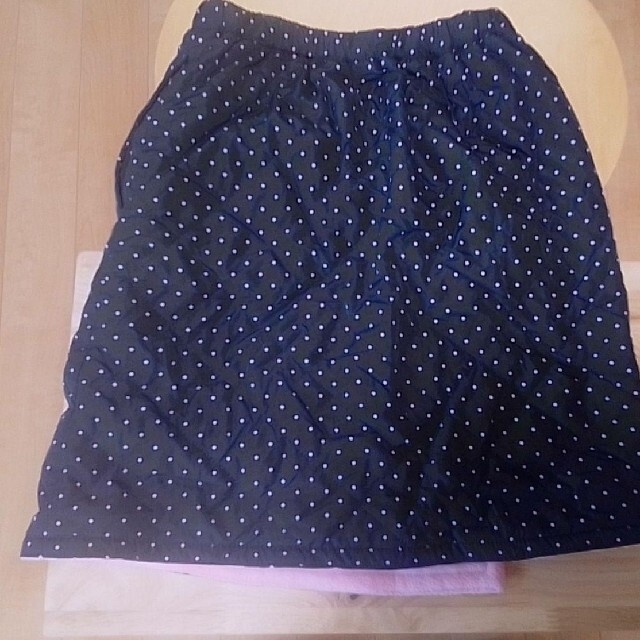 裏ボア巻きスカートピンクドット   485 レディースのスカート(ひざ丈スカート)の商品写真