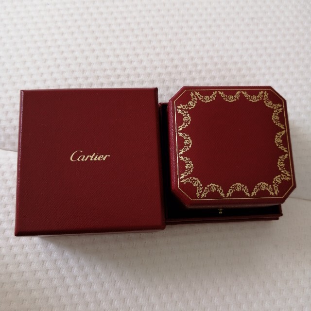 Cartier(カルティエ)のカルティエ　空箱　リングピロー レディースのアクセサリー(その他)の商品写真