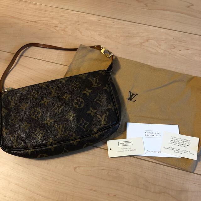 LOUIS VUITTON(ルイヴィトン)のルイヴィトンアクセサリーポーチ レディースのファッション小物(ポーチ)の商品写真