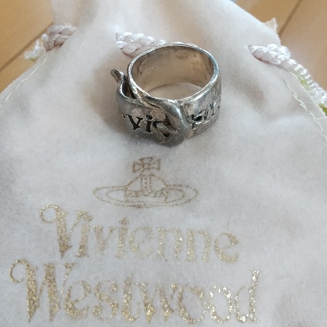 Vivienne Westwood(ヴィヴィアンウエストウッド)のVivienneWestwoodの指輪 レディースのアクセサリー(リング(指輪))の商品写真