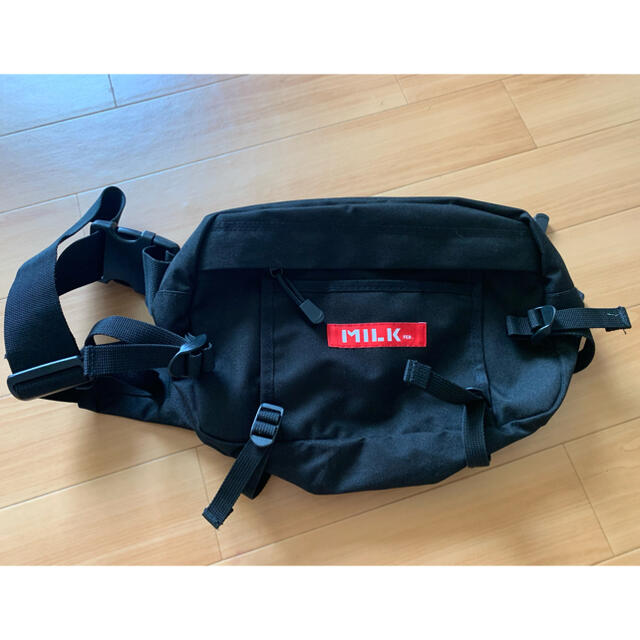 MILKFED.(ミルクフェド)のMILKFED. ボディーバッグ FANNY PACK BAR2 レディースのバッグ(ボディバッグ/ウエストポーチ)の商品写真