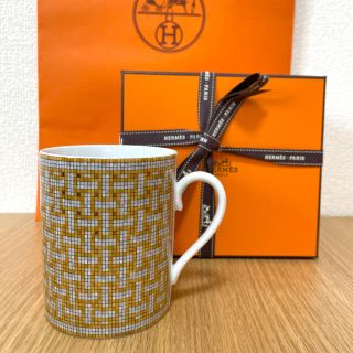 エルメス(Hermes)の【新品 未使用】エルメス モザイク マグカップ ゴールド(グラス/カップ)