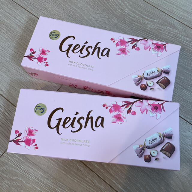 Lindt(リンツ)のgeisha ゲイシャ　ミルクチョコレート　2箱　ファッツェル 食品/飲料/酒の食品(菓子/デザート)の商品写真