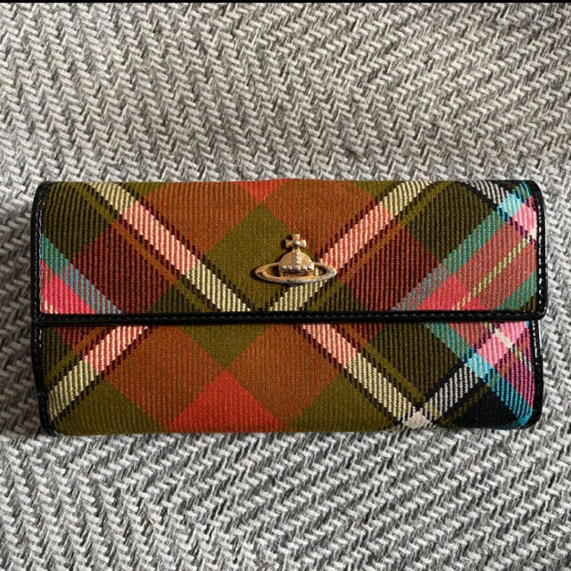 Vivienne Westwood(ヴィヴィアンウエストウッド)のヴィヴィアンウエストウッド Vivienne 長財布 レディースのファッション小物(財布)の商品写真