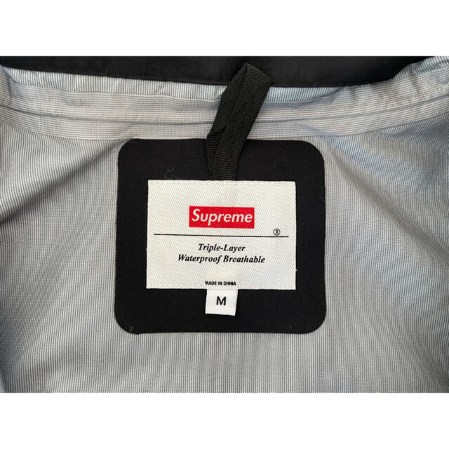 Supreme(シュプリーム)のシュプリーム Taped Seam Jacket マウンテンジャケット メンズのジャケット/アウター(マウンテンパーカー)の商品写真