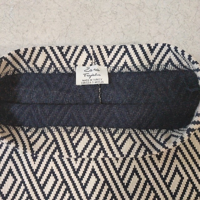 ZARA 膝丈コットンタイトスカート レディースのスカート(ひざ丈スカート)の商品写真