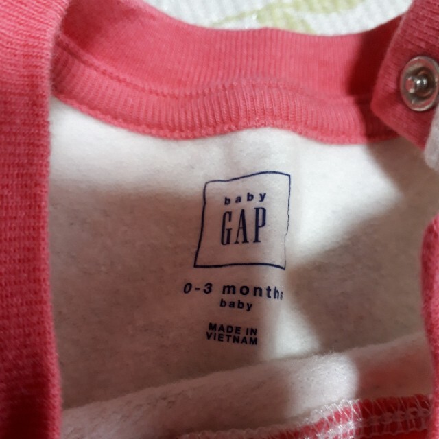 GAP(ギャップ)のロンパース キッズ/ベビー/マタニティのベビー服(~85cm)(ロンパース)の商品写真