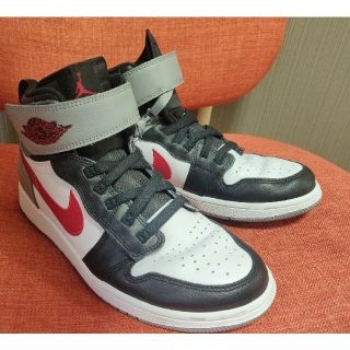 ナイキ(NIKE)のaj1 airjordan1 flyease high greyred 26.5(スニーカー)