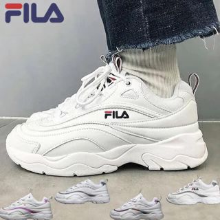 フィラ(FILA)のあな様⭐︎ 新品　フィラ　FILA ダッド　スニーカー　24cm ホワイト　(スニーカー)