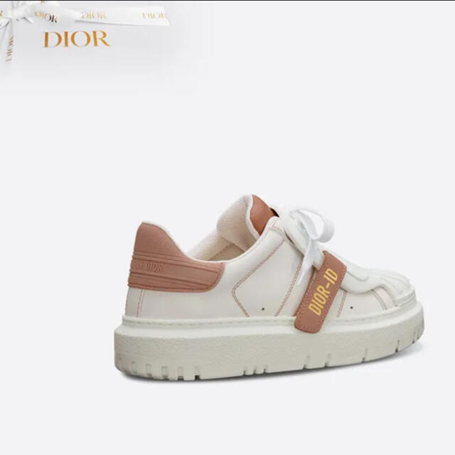 Christian Dior(クリスチャンディオール)のDIORのスニーカー新品です！ レディースの靴/シューズ(スニーカー)の商品写真