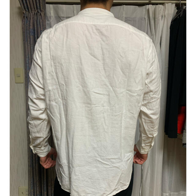 UNIQLO(ユニクロ)のノーカラーシャツ メンズのトップス(シャツ)の商品写真
