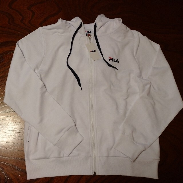 FILA(フィラ)の新品！   FILA  フルジップフーディ   M   ホワイト レディースのトップス(パーカー)の商品写真