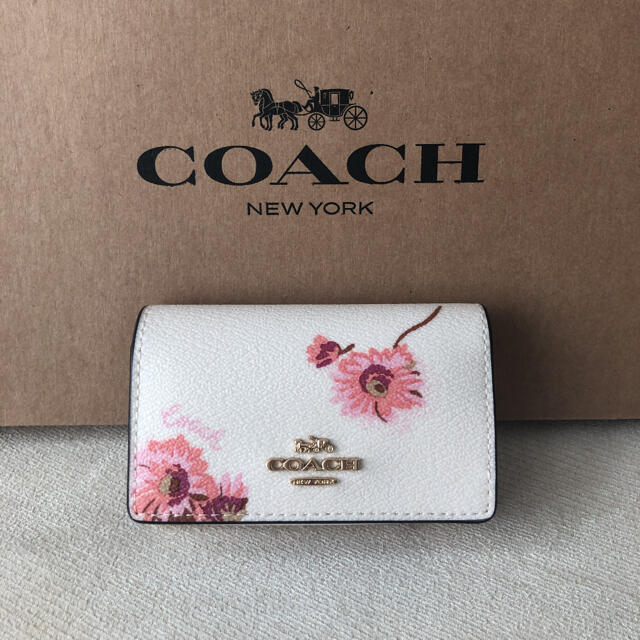 タグ付き新品★COACH コーチ レザー 花柄 5連キーケース(リング付き) 1