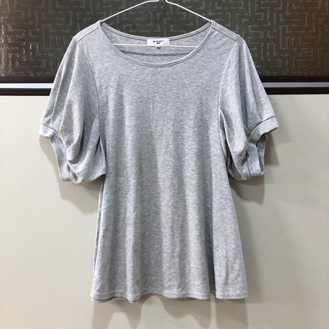 NATURAL BEAUTY BASIC(ナチュラルビューティーベーシック)のTシャツ レディースのトップス(Tシャツ(半袖/袖なし))の商品写真