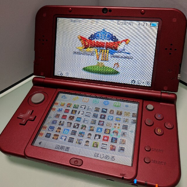 極美品！ソフト内蔵あり完動品】 New3DS LL ドラクエ 逆転裁判 など-