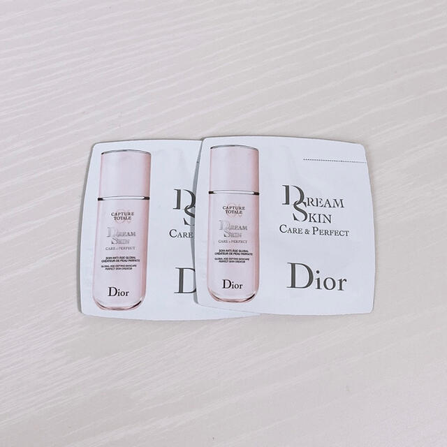 Dior(ディオール)のDior カプチュール　トータル　ドリームスキンケア&パーフェクト(乳液) ×2 コスメ/美容のキット/セット(サンプル/トライアルキット)の商品写真