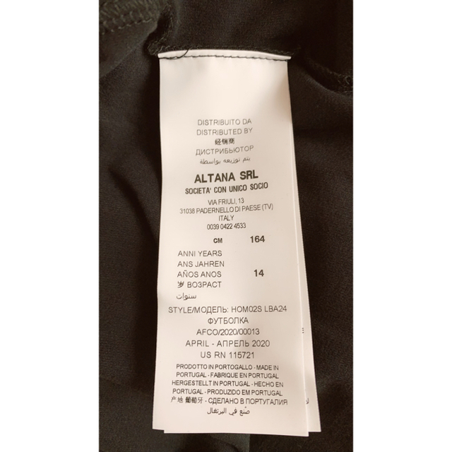BURBERRY(バーバリー)の【新作】バーバリー　ロゴTシャツ　ブラック　14 レディースのトップス(Tシャツ(半袖/袖なし))の商品写真
