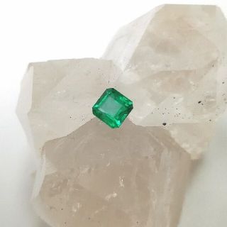 コロンビア産 エメラルド ジュエリー ルース リング 宝石 希少石 天然石