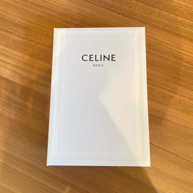 celine(セリーヌ)の【ロー 様専用】CELINE セリーヌ ノット エクストラシンブレスレット レディースのアクセサリー(ブレスレット/バングル)の商品写真