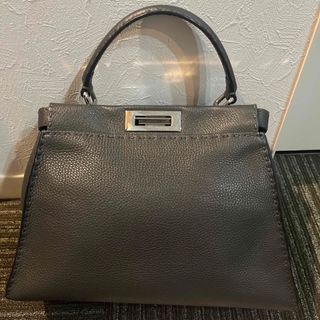 フェンディ(FENDI)の専用です！美品FENDIフェンディ　ピーカブー　セレリア(ハンドバッグ)