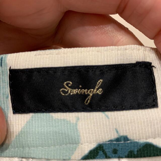 Swingle(スウィングル)のスウィングル　アートな花柄フレアスカート レディースのスカート(ひざ丈スカート)の商品写真