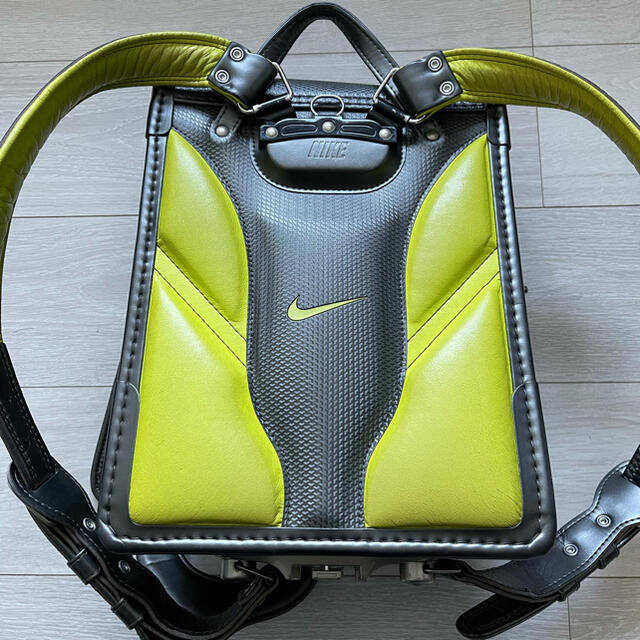 値下げ NIKE ランドセル  キッズ/ベビー/マタニティのこども用バッグ(ランドセル)の商品写真