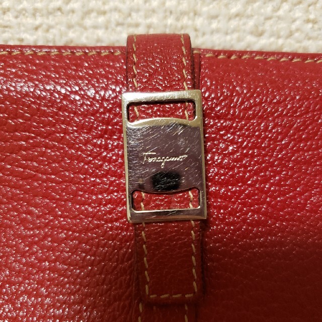 Salvatore Ferragamo(サルヴァトーレフェラガモ)のFerragamo　名刺入れ レディースのファッション小物(名刺入れ/定期入れ)の商品写真