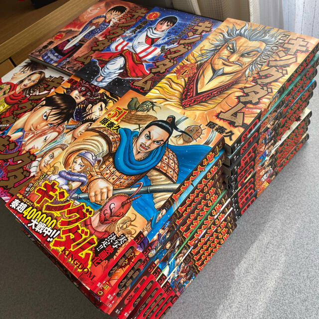 集英社(シュウエイシャ)のキングダム (1巻〜60巻　最新刊まで) エンタメ/ホビーの漫画(全巻セット)の商品写真