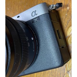 Sony  A7C 用「貼り革」ガングレー色　液晶背面部プロテクターとセットで(ミラーレス一眼)