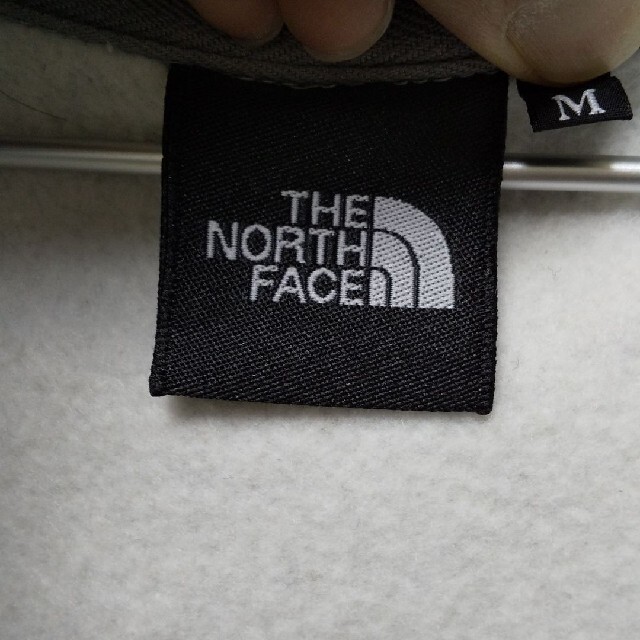 THE NORTH FACE(ザノースフェイス)のザ・ノース・フェイス　パーカー　メンズ　Ｍ メンズのトップス(パーカー)の商品写真