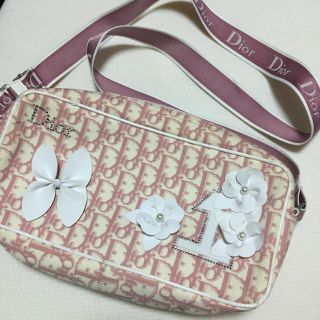 ディオール(Christian Dior) フラワー ショルダーバッグ(レディース)の ディオール(Christian Dior) フラワー ショルダーバッグ(レディース)の