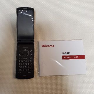 エヌイーシー(NEC)のDOCOMO　N01G　ガラケー(携帯電話本体)