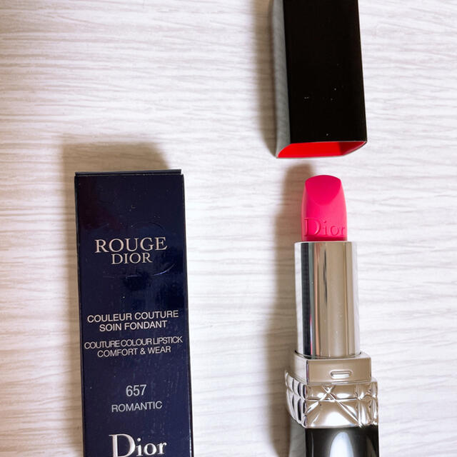 新品未使用　ディオール　ROUGE DIOR 657 ROMANTIC