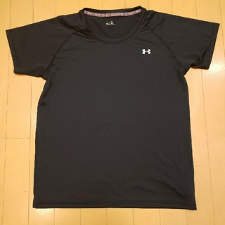 アンダーアーマー(UNDER ARMOUR)のアンダーアーマー　Tシャツ(ウェア)