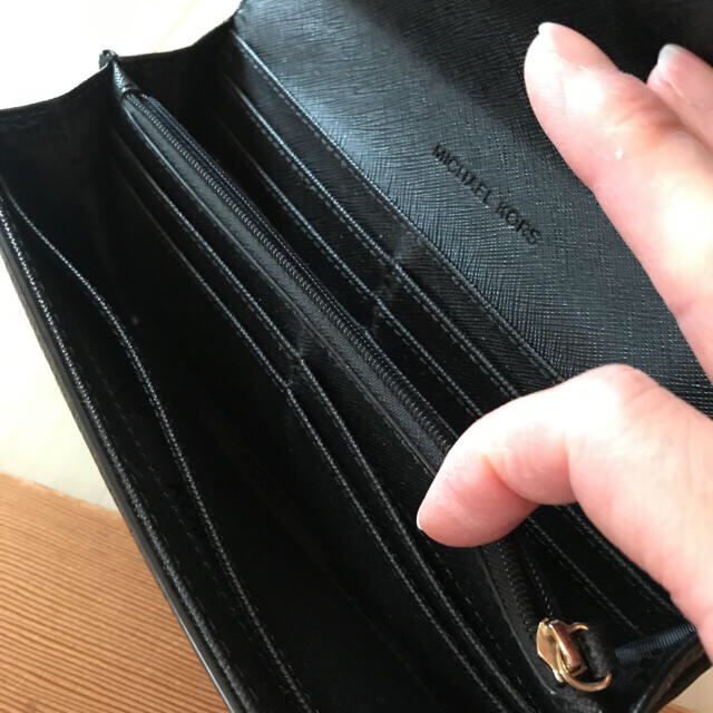 Michael Kors(マイケルコース)のマイケルコースの財布 レディースのファッション小物(財布)の商品写真