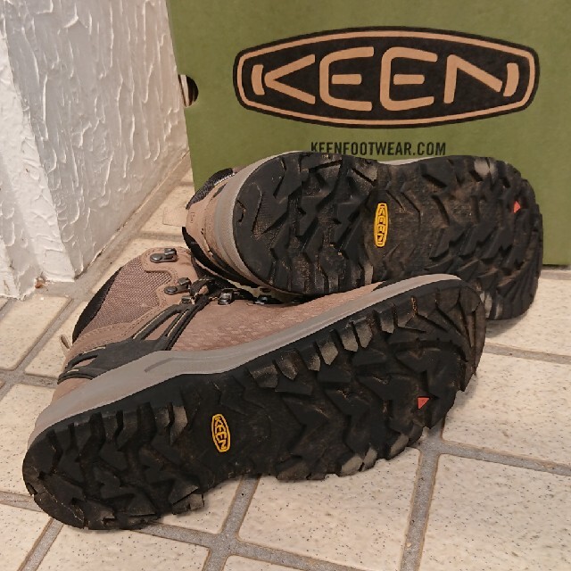 KEEN(キーン)の【マコ様専用】KEEN WILDSKY 24.5cm スポーツ/アウトドアのアウトドア(登山用品)の商品写真