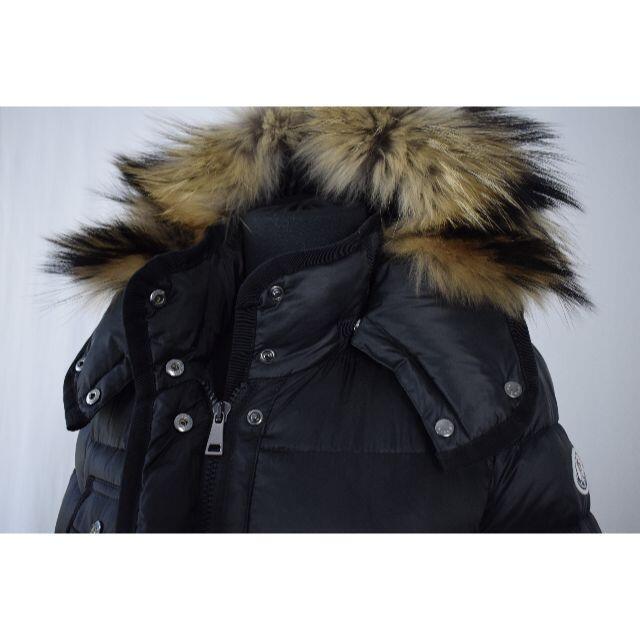 MONCLER(モンクレール)のMONCLER HERMIFUR エルミファー ブラック サイズ0 新品未使用 レディースのジャケット/アウター(ダウンジャケット)の商品写真