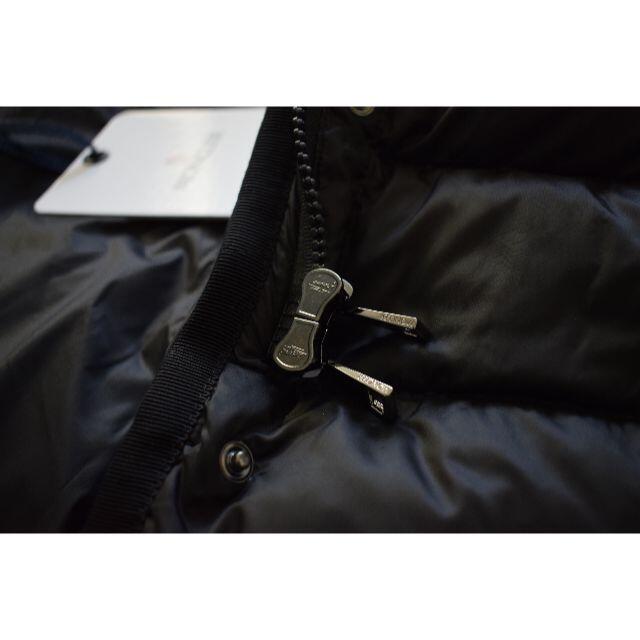 MONCLER(モンクレール)のMONCLER HERMIFUR エルミファー ブラック サイズ0 新品未使用 レディースのジャケット/アウター(ダウンジャケット)の商品写真