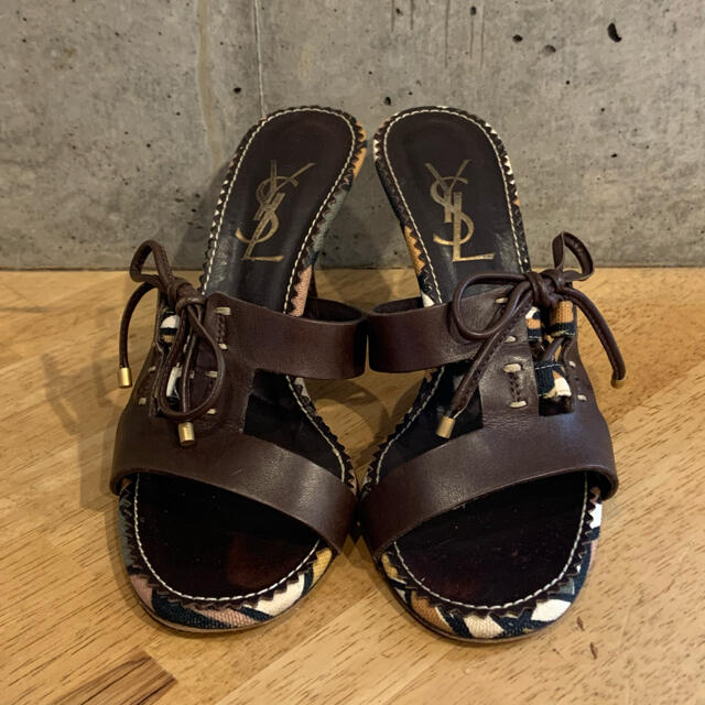 Saint Laurent(サンローラン)のイヴ サン ローランYves Saint-Laurent /サンダル レディースの靴/シューズ(サンダル)の商品写真