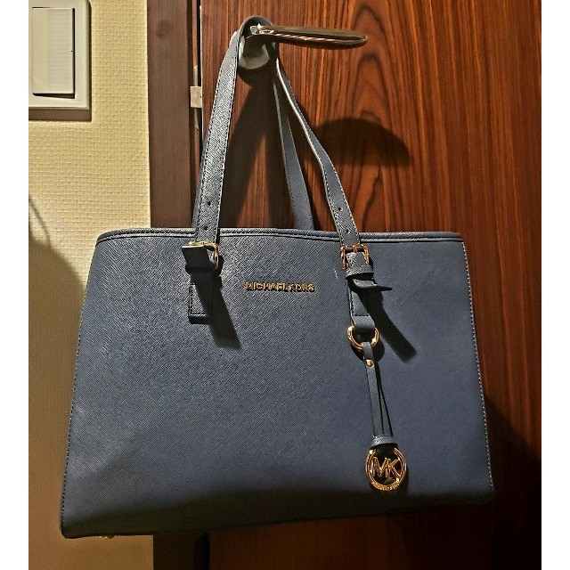 Michael Kors(マイケルコース)のMICHAEL KORS トートバッグ レディースのバッグ(トートバッグ)の商品写真