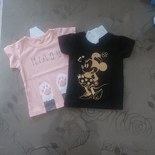 Disney(ディズニー)の女の子用Tシャツ 2枚 キッズ/ベビー/マタニティのベビー服(~85cm)(Ｔシャツ)の商品写真