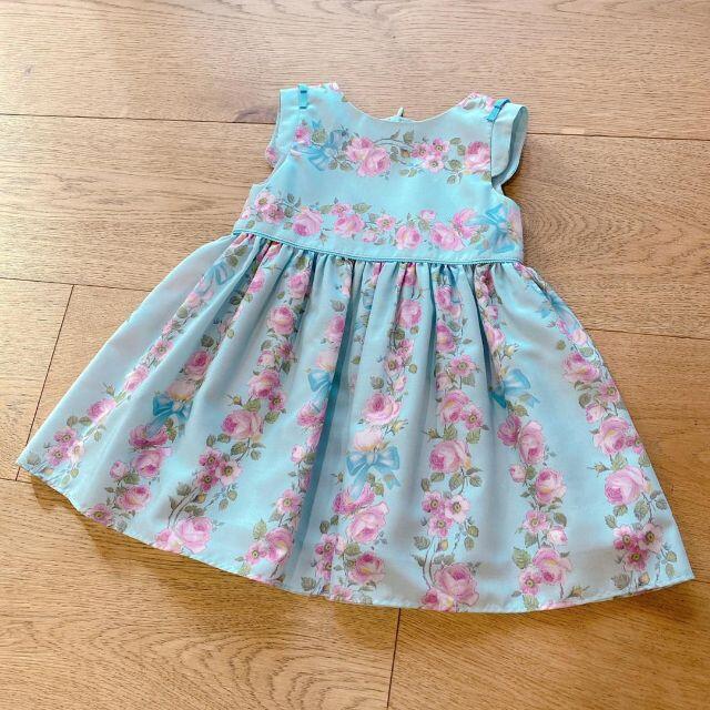 新品　トッカバンビーニ　ワンピース　Rose&Ribbon　花柄　青系　80