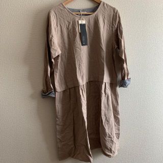 ワンピース　　新品　M L(ひざ丈ワンピース)