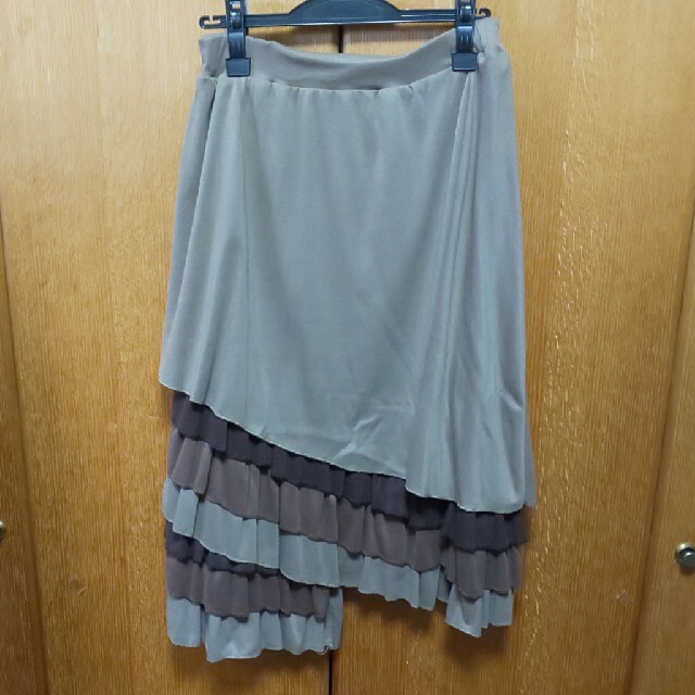 cawaii(カワイイ)の値下げ❣️cawaii💞変形ティアードスカートC レディースのスカート(ひざ丈スカート)の商品写真