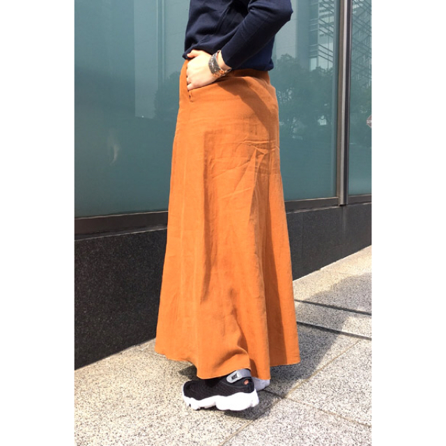 Ron Herman(ロンハーマン)の新品　AURALEE / ウォッシュリネン フレアスカート 定価¥37400 レディースのスカート(ロングスカート)の商品写真